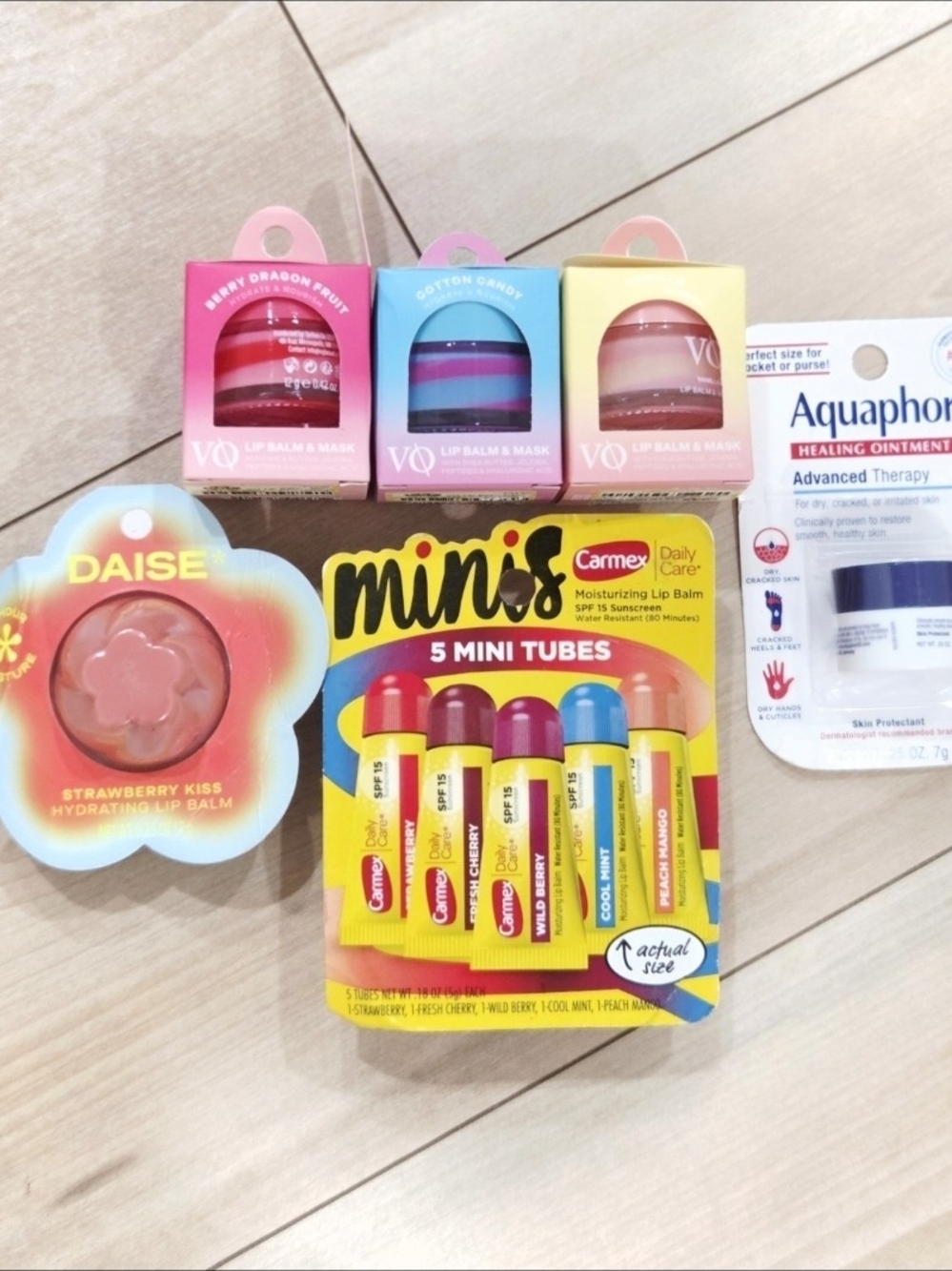 Carmex Minis & Aquaphor, VO,  Daise Lip Care Bundle (6 Items)